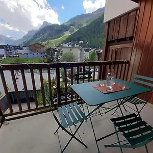 De Charme Hyper Centre à Val D'isère Appartement Val-dʼIsère